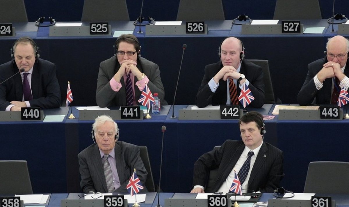 Kurjad Briti eurosaadikud Strasbourgis