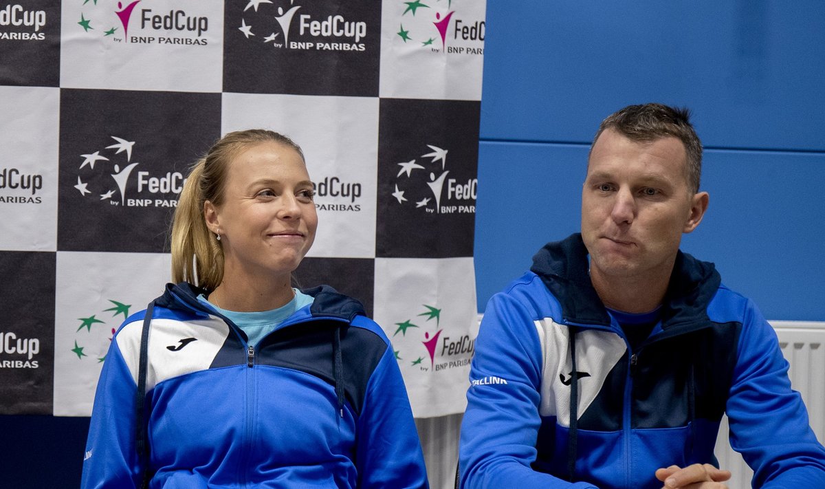 Märten Tamla (paremal) pani Kaia Kanepi tennisenaiskonnast väljajätmisega Anett Kontaveiti õlule topeltkoormuse.