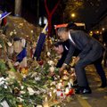 VIDEO ja FOTOD: Obama mälestas Pariisi terrori ohvreid üheainsa valge roosiga