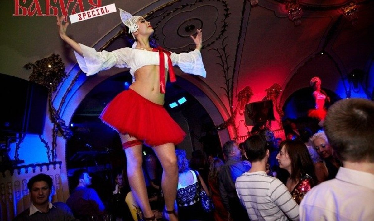 Selle aasta linna lõbusaim ja positiivseim pidu toimus möödnud laupäeval, 24.03  Klubis Teater, kui Babulja Special raames esines Eestis taas üle kümne aasta Venemaa supergrupp "Diskoteka Avariya"