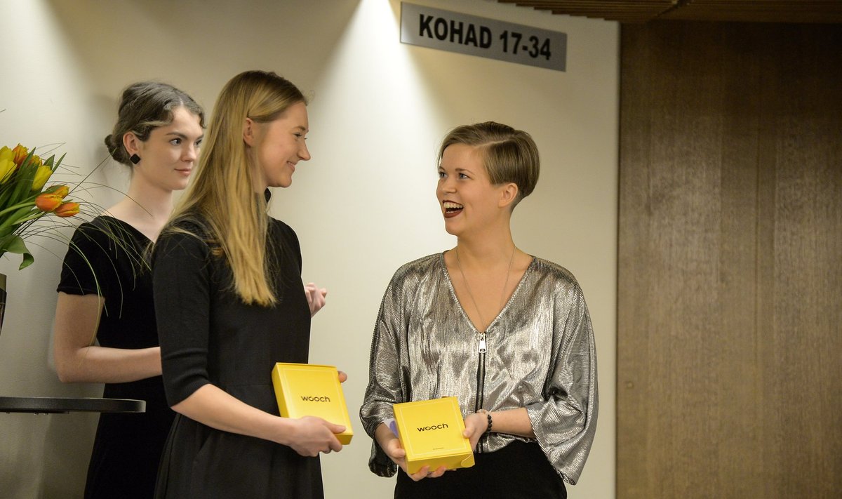 Johanna Mägin ja Katrin Kubber said peale stipendiumi ka nimelised käekellad.