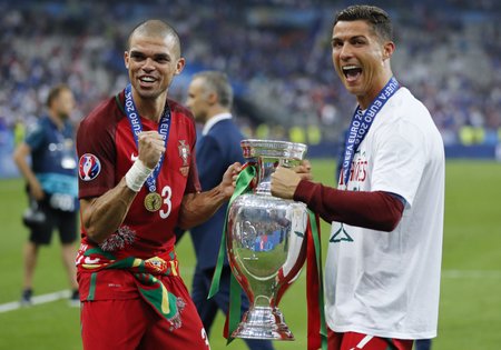Pepe ja Cristiano Ronaldo