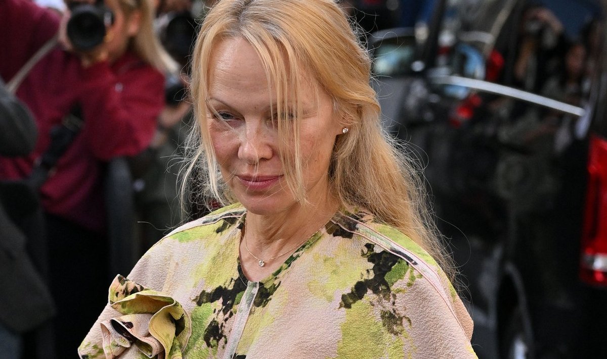 Pamela Anderson Pariisi moenädalal