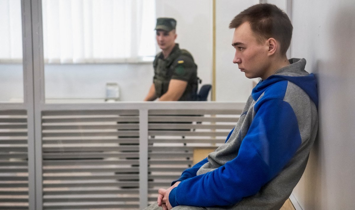 Vadim Šišimarin tappis Sumõ oblastis jalgratast käekõrval lükanud 62-aastase mehe. Selle eest peab Vene sõdur 15 aastat vangis istuma.