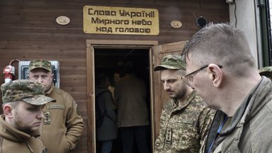 ФОТО И ВИДЕО | Эстонская фронтовая сауна поддерживает боевой дух украинских защитников