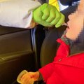 VIDEO JA SELGITUS | Kuidas annavad väiksed lapsed koroonaproovi kurguloputusveest ja mis võib minna valesti?