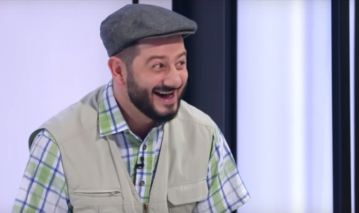 Михаил Галустян