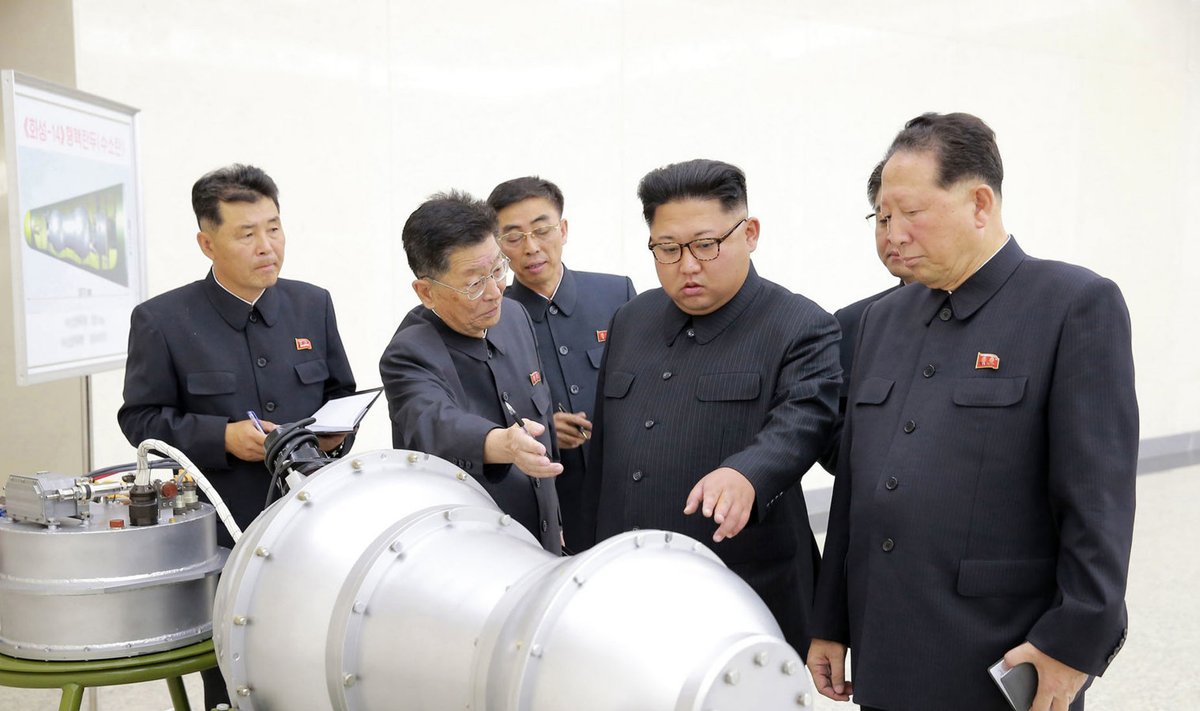 Kim Jong-un lasi end pildistada millegagi, mille riiklik meediakanal nimetas vesinikpommiks.