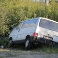 ФОТО: В Палдиски в ДТП погиб 65-летний водитель микроавтобуса
