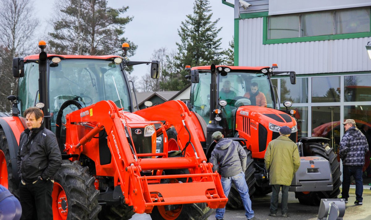Kobota traktorite esitlus läinud neljapäeval Paides.