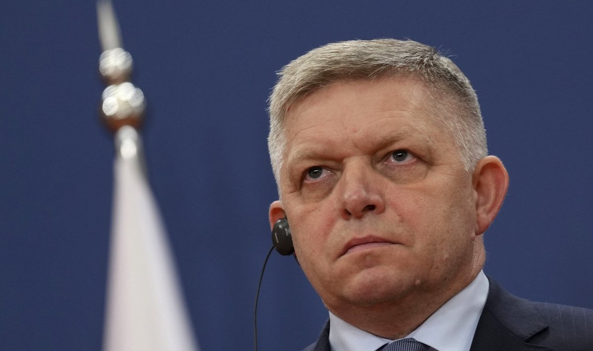 TAHAN OMA RAHA TAGASI! Slovakkia peaminister Robert Fico on lubanud Ukrainale paketti karistusmeetmeid selle eest, et nad enam Vene gaasi läbi ei lase. Slovakkiale tuleb transiidiraha kaotus kuidagi kompenseerida, leiab Fico.