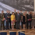 Министр обороны вручил удостоверения новоиспеченным преподавателям гособороны