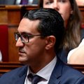 Prantsuse parlamendisaadik peksis rivaali mootorratta kiivriga