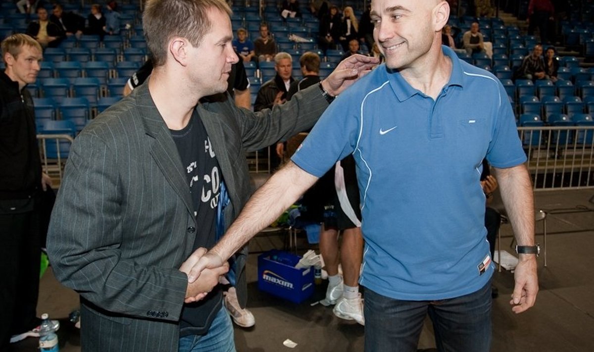 Meelis Pastak (vasakul) ja Kalev/Cramo endine peatreener Nenad Vucinic