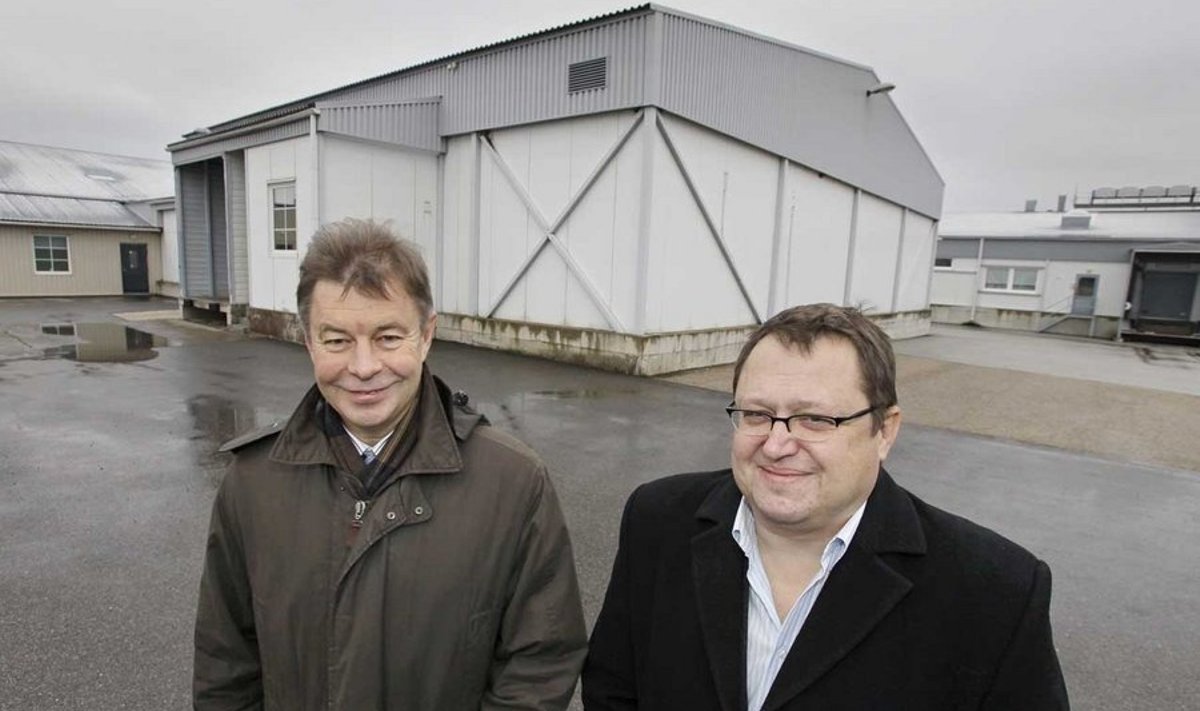 OÜ Luha AV juhatuse liige Aigar Pindmaa ja tegevjuht Peep Rahuoja äratasid Ahja lihatööstuse taas.