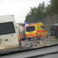 FOTOD ja VIDEO | Espoos hukkus raskes liiklusõnnetuses eestlasest kaubikujuht