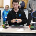ВИДЕО: Австралиец собрал Кубик Рубика за 4,22 секунды