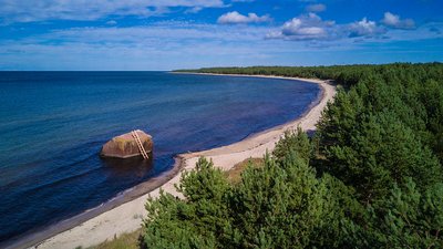 Tahkuna rannaäär poeb külastajatele südamesse