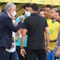 Farss: Brasiilia ja Argentina mäng algas suure skandaaliga, väljakule tormanud terviseameti töötajad peatasid kohtumise