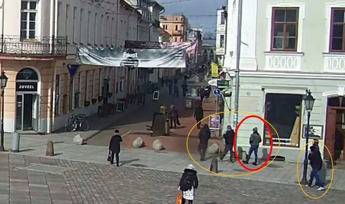 KES NAD ON? Politseil pole õnnestunud tuvastada märtsi lõpus Tartu kesklinnas agressiivselt käitunud mehi.