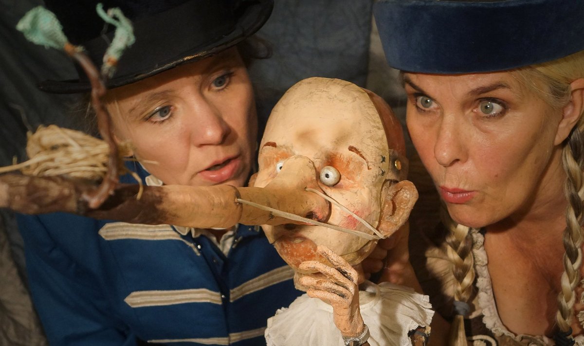 Teater Patrasketi „Pinocchio” Aprilfestivalil (Sama lavastaja „Mees nimega Rolexit” mängiti sügisel ka Eestis.)&nbsp;&nbsp;