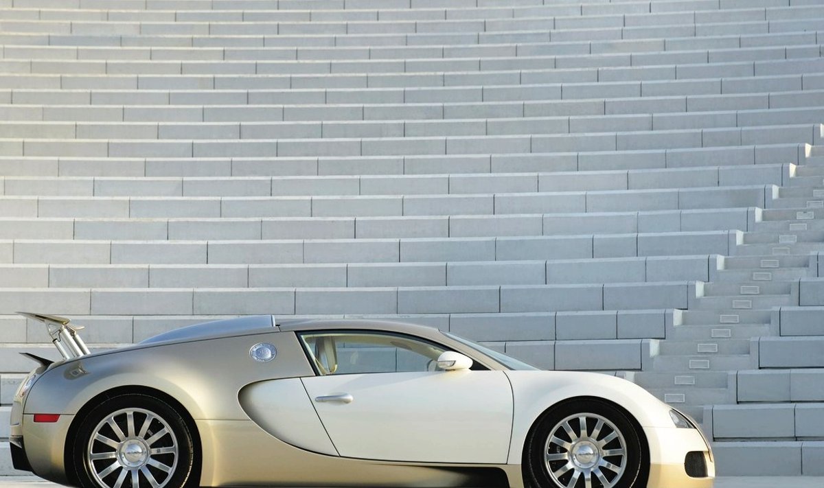 Bugatti Veyron Gold 4