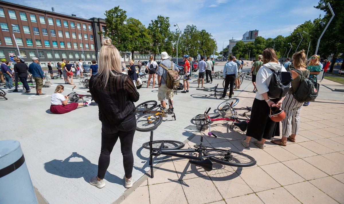 Elroni rattapiletite vastane meeleavaldus 2021. aastal