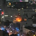 ФОТО | На Пярнуском шоссе открытым пламенем  ночью горело офисное здание