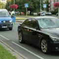 ВИДЕО и ФОТО | Автомобили сбили велосипедиста и женщину на самокате, их доставили в больницу