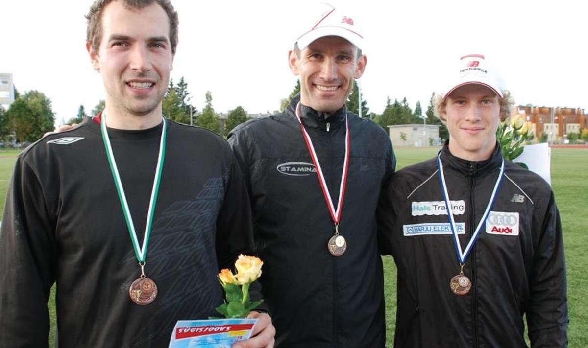 Meeste 6000 m kiiremad: Toomas Artma, Tarmo Reitsnik, Raiko Heide