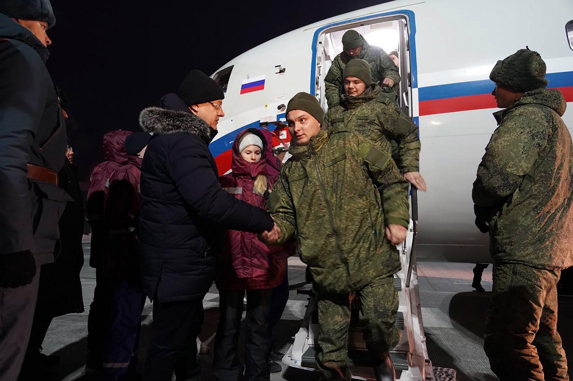 Макеевке военнослужащих. Раненые российские солдаты. Гибель самарских военных в Макеевке.