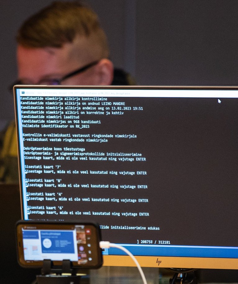 E-häälte ülelugemine riigikogus päev pärast valimispäeva.