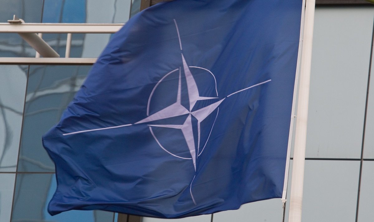 NATO lipp.