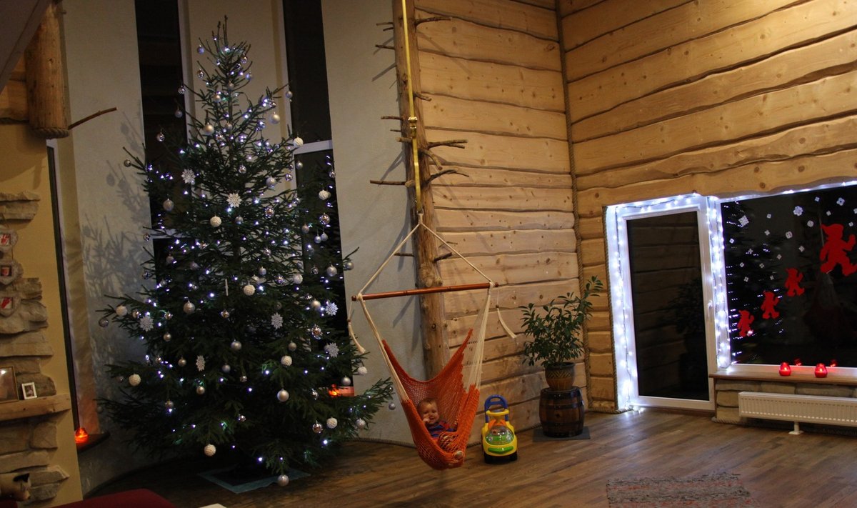 Fotovõistlus “Pühad minu kodus”: Imeline jõuluootuses kodu Saaremaal