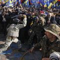 VIDEOD ja FOTOD: Ukraina parlamendi juures toimusid rahvuslaste ja miilitsa kokkupõrked