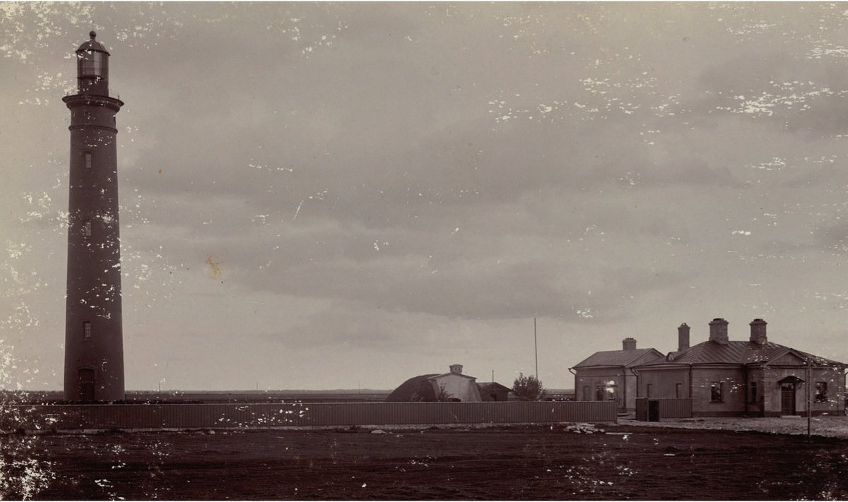 Фото: Верхний маяк, около 1900 г.MM F 216/20, Eesti Meremuuseum SA / Эстонский Морской музей.