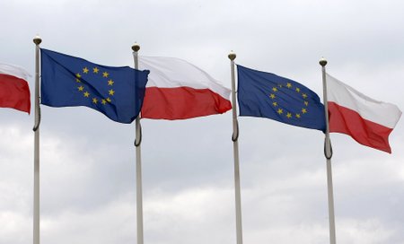 poola lipp