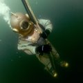 Merejumalale külla – 175 aastat tuukriülikonna leiutamisest