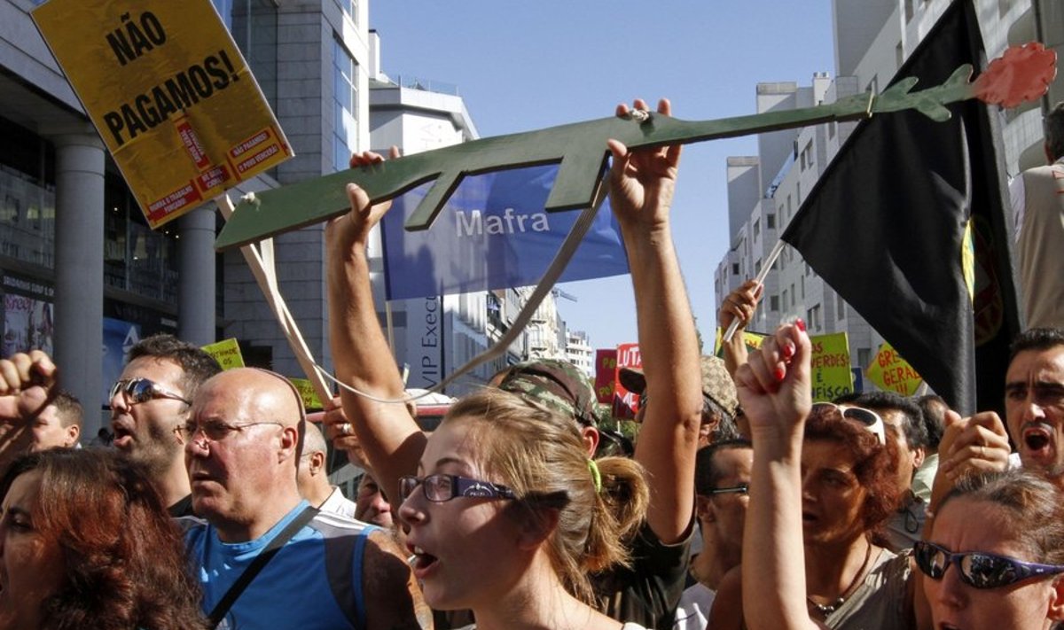 Hispaanias ja Portugalis protestis rahvas valitsuse kärpekavade vastu