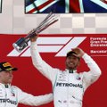 Mercedes võttis kaksikvõidu, ebaõnnesõdur Räikkönen katkestas
