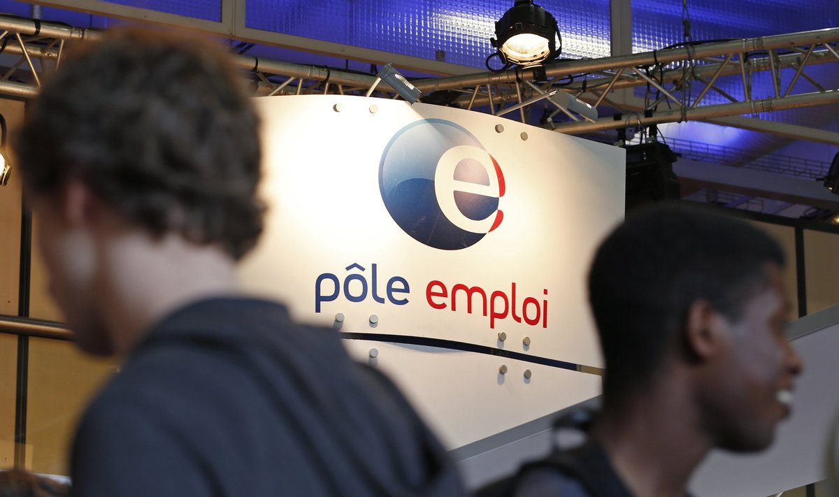 Prantsusmaa riikliku tööturuagentuuri  Pole Emploi  plakat töömessil. 