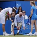VIDEO: Skandaalne tennisefinaal: mängija vigastas kohtunikku ja sai kirja kaotuse!