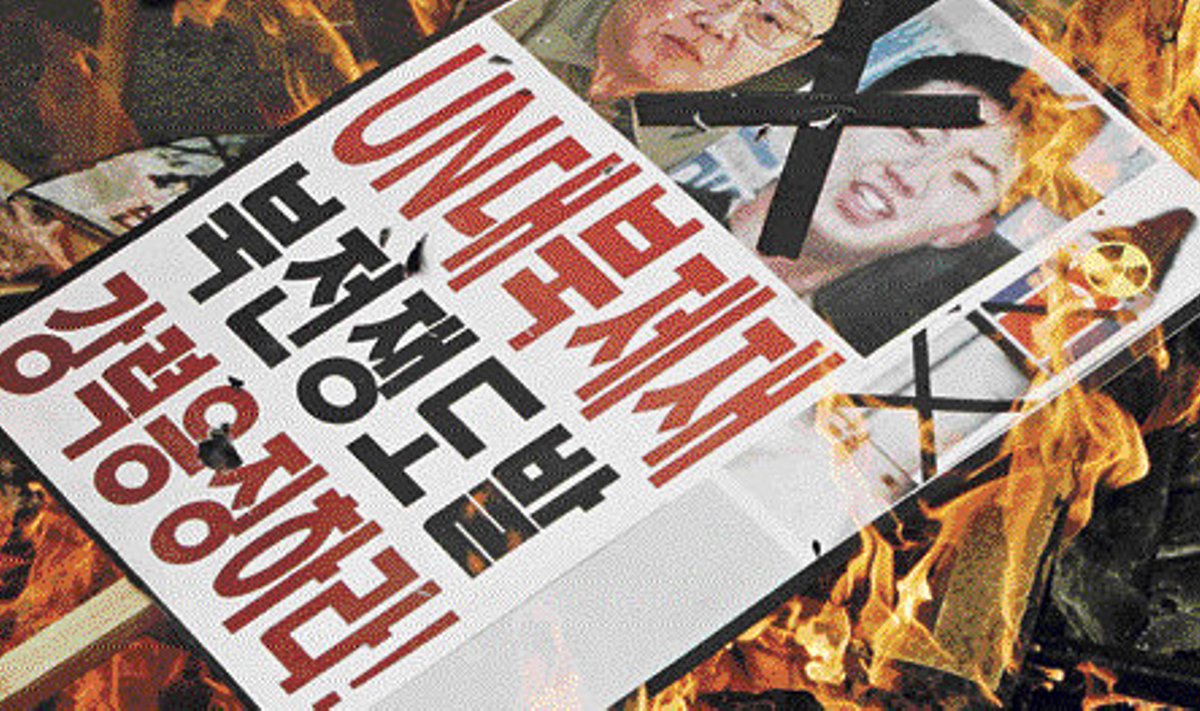 Lõuna-Korea protestijad on kandnud oma plakatitele juba ka noorema Kimi pildi, põhjas ei tea rahvas temast ilmselt veel midagi.