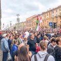 DELFI В МИНСКЕ | 200 000 человек вышли на улицы Минска. Участница митинга со слезами: "У нас ужасный президент, который властвует над таким хорошим народом"