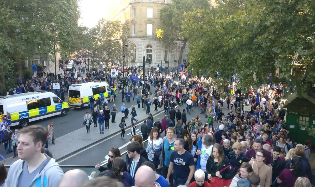 Brexiti vastased meeleavaldajad Londonis