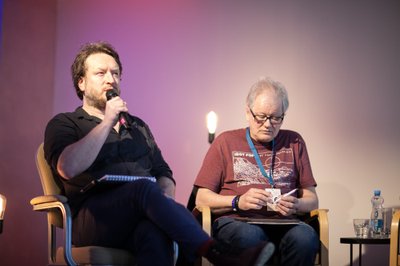 Paneel muusikakonverentsil - Siim Nestor (vasakul) ja Tapio Korjus.