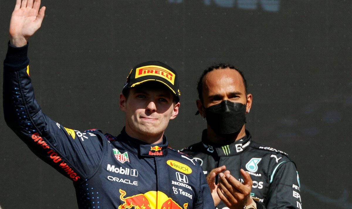 Max Verstappen ja Lewis Hamilton Mehhiko GP poodiumil.