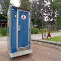 Биотуалет в парке Нарвского замка заработает уже на следующей неделе. Но по ночам