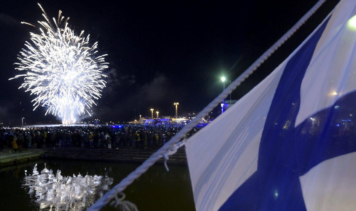 Helsingi tähistab Soome iseseisvust: aastatagune pilt (Foto: REUTERS)