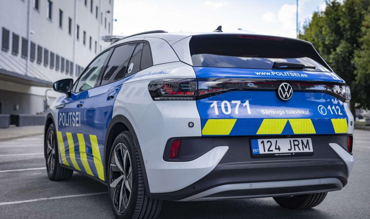Politsei esimene elektriline patrullauto VW ID4 GTX